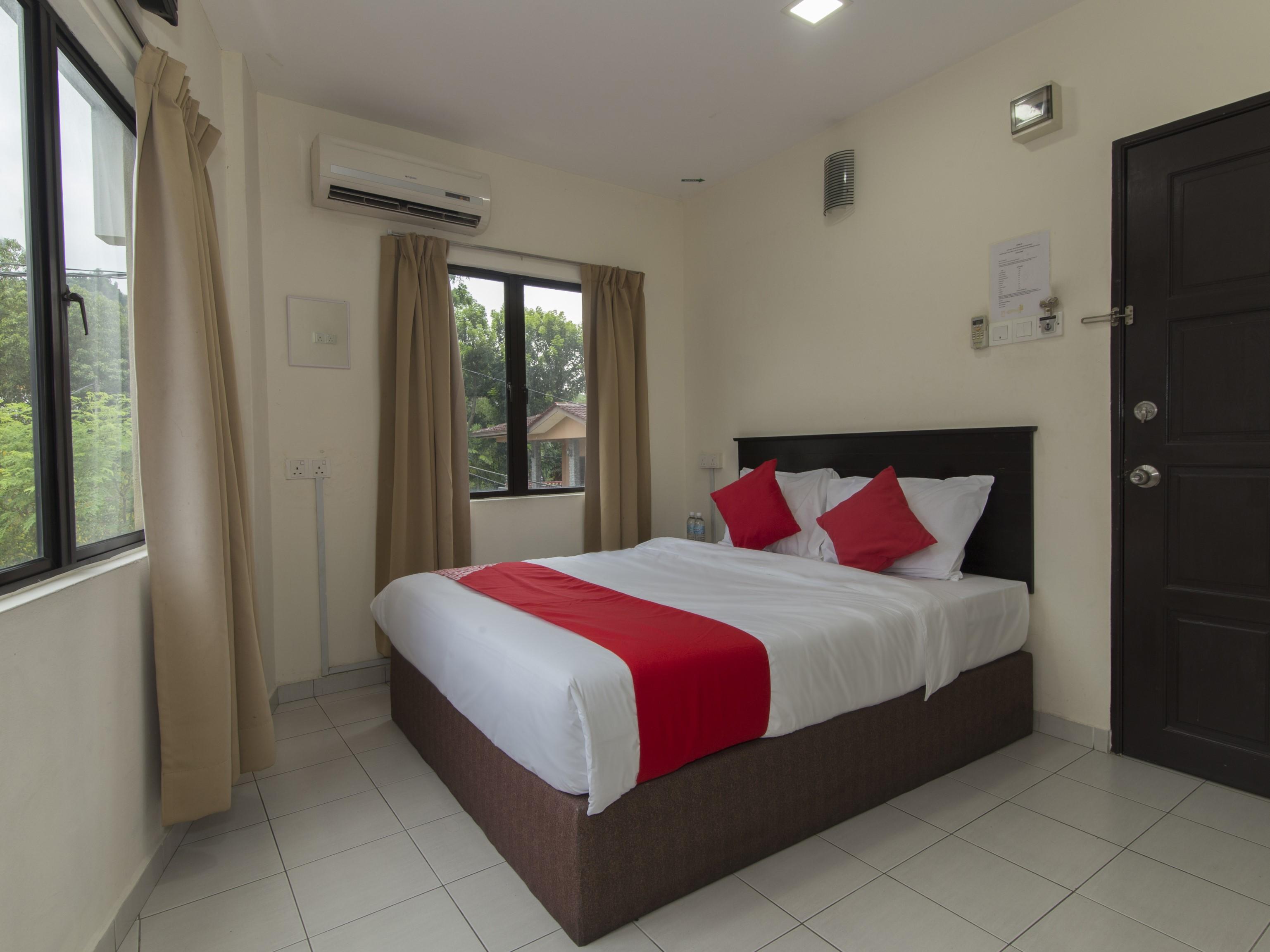 Oyo 91130 Hotel 91 Bukit Mewah Kajang Kültér fotó