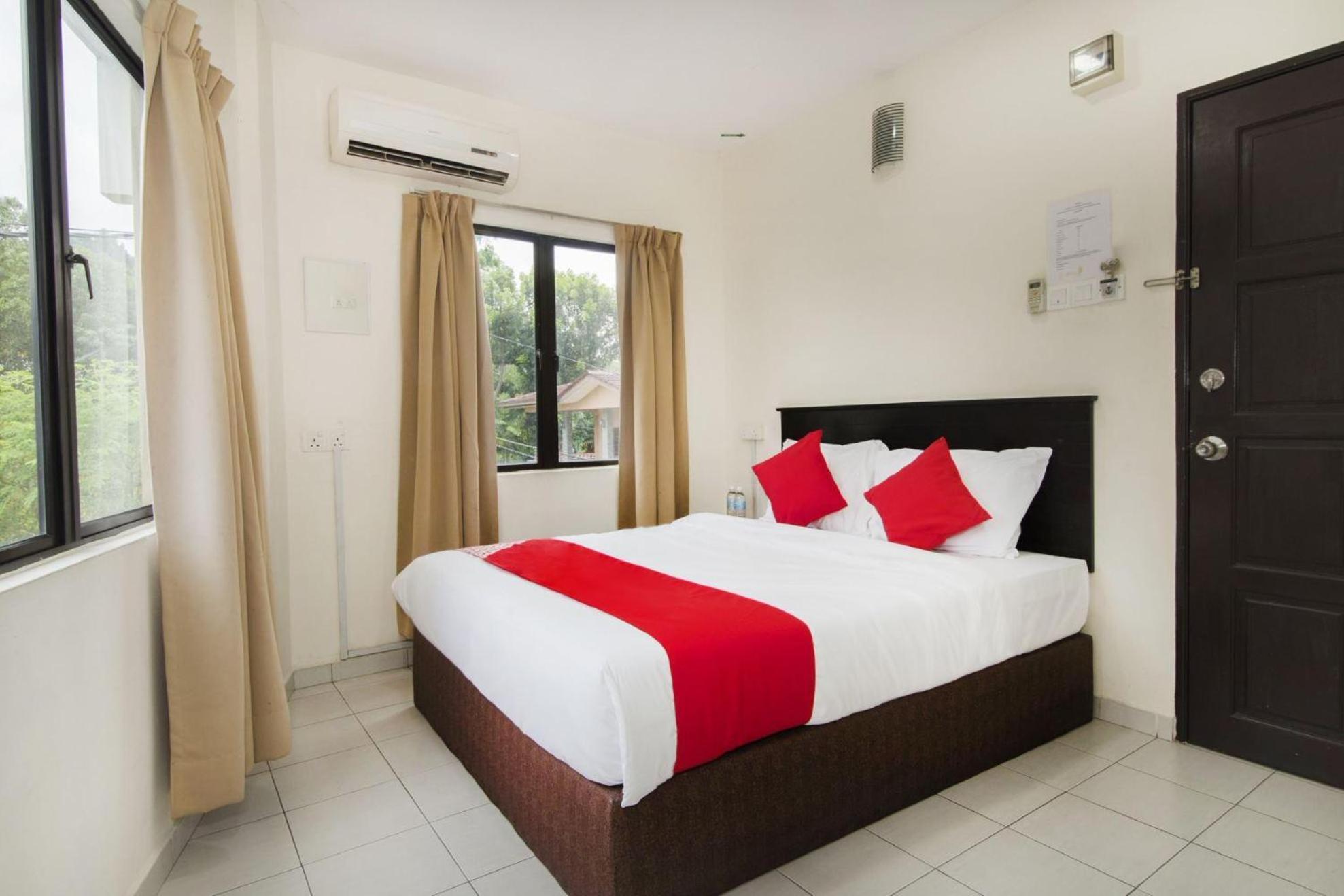 Oyo 91130 Hotel 91 Bukit Mewah Kajang Kültér fotó