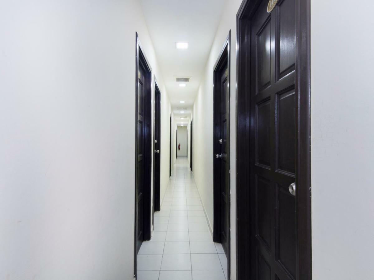 Oyo 91130 Hotel 91 Bukit Mewah Kajang Kültér fotó