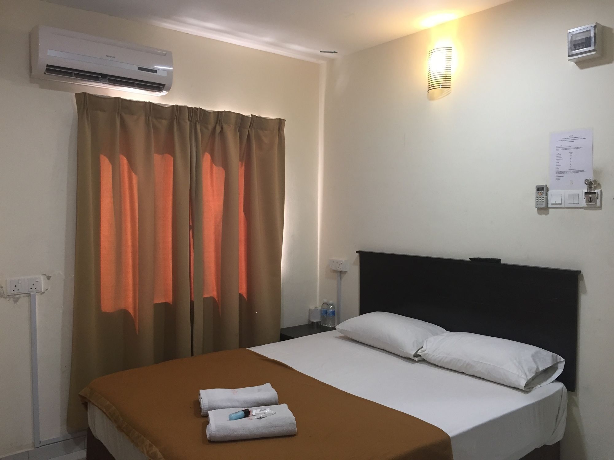 Oyo 91130 Hotel 91 Bukit Mewah Kajang Kültér fotó